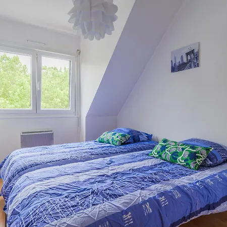 Chez Carine - Ideal Famille, Balcon, Netflix *